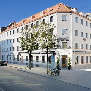 https://hotel-blauer-bock.com-bavaria.com